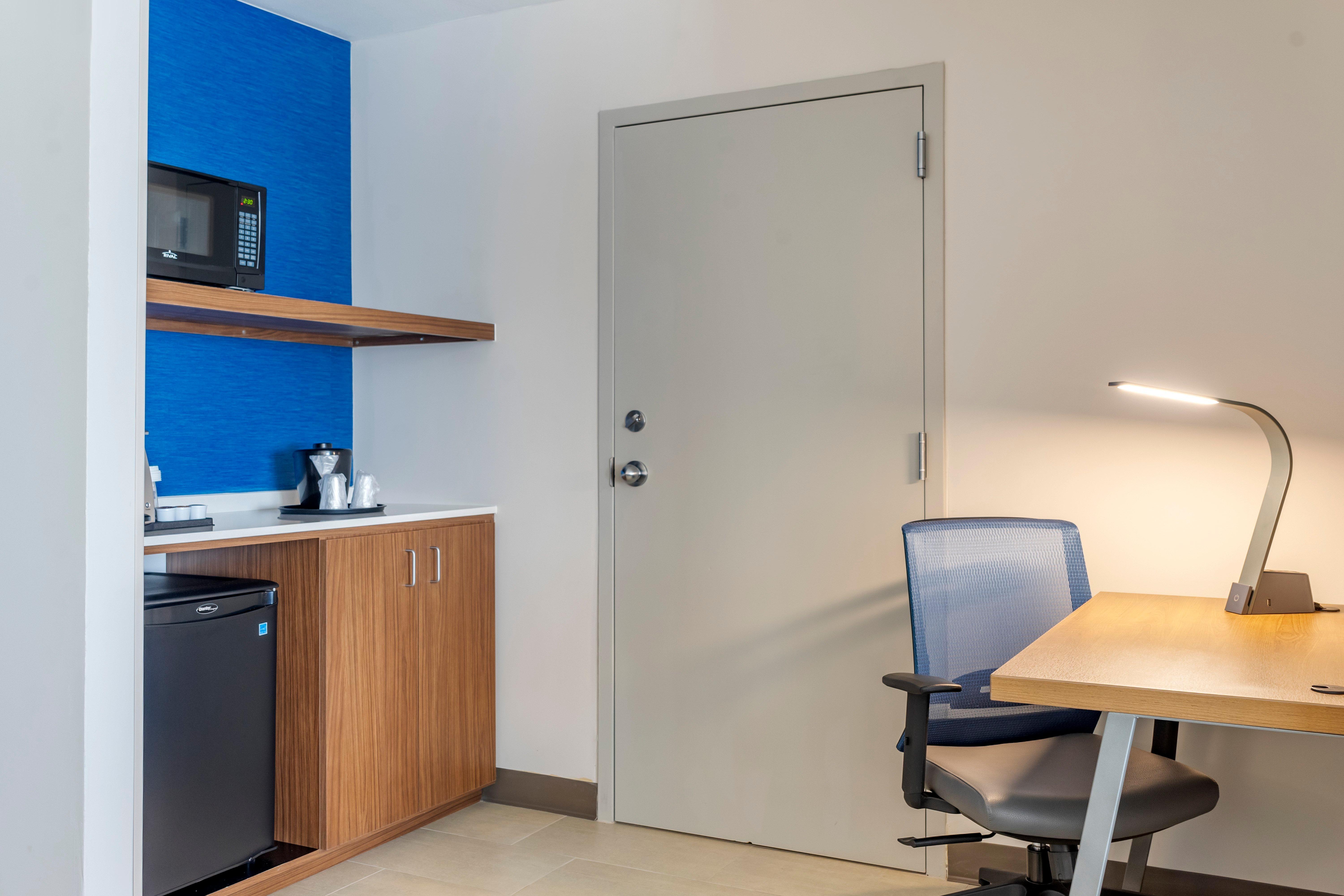 Holiday Inn Express Hotel & Suites Albuquerque Midtown By Ihg Exteriör bild