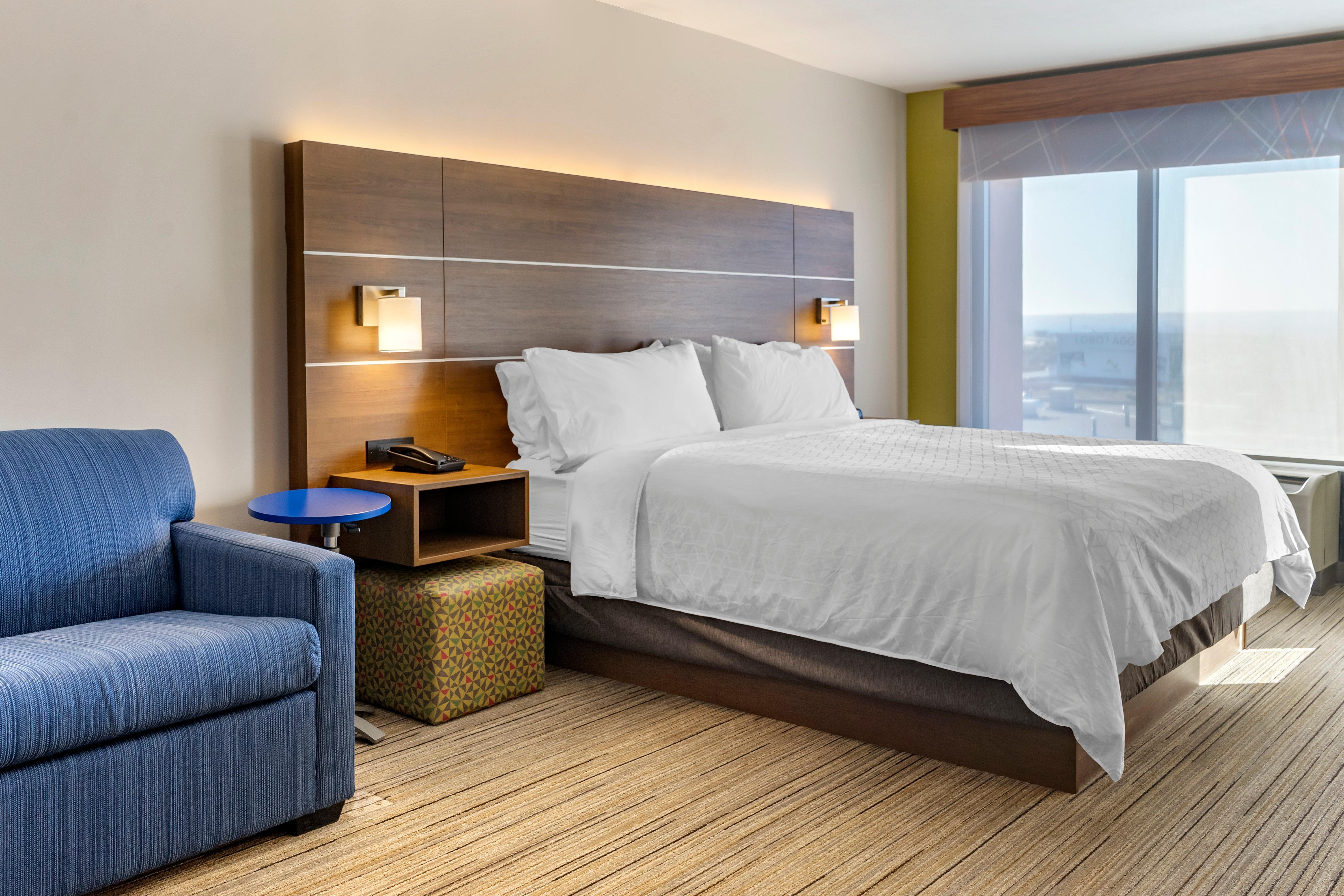 Holiday Inn Express Hotel & Suites Albuquerque Midtown By Ihg Exteriör bild
