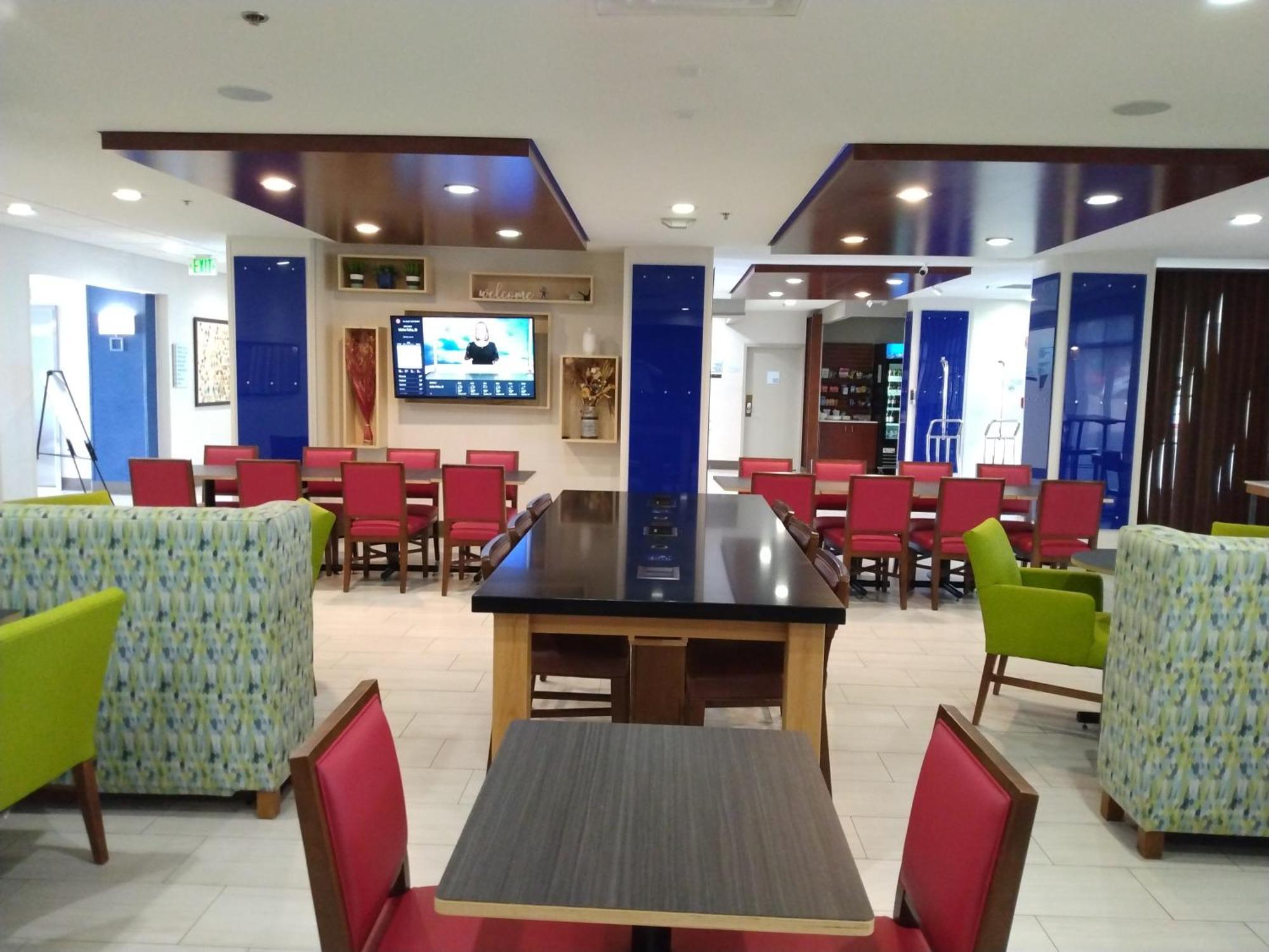 Holiday Inn Express Hotel & Suites Albuquerque Midtown By Ihg Exteriör bild