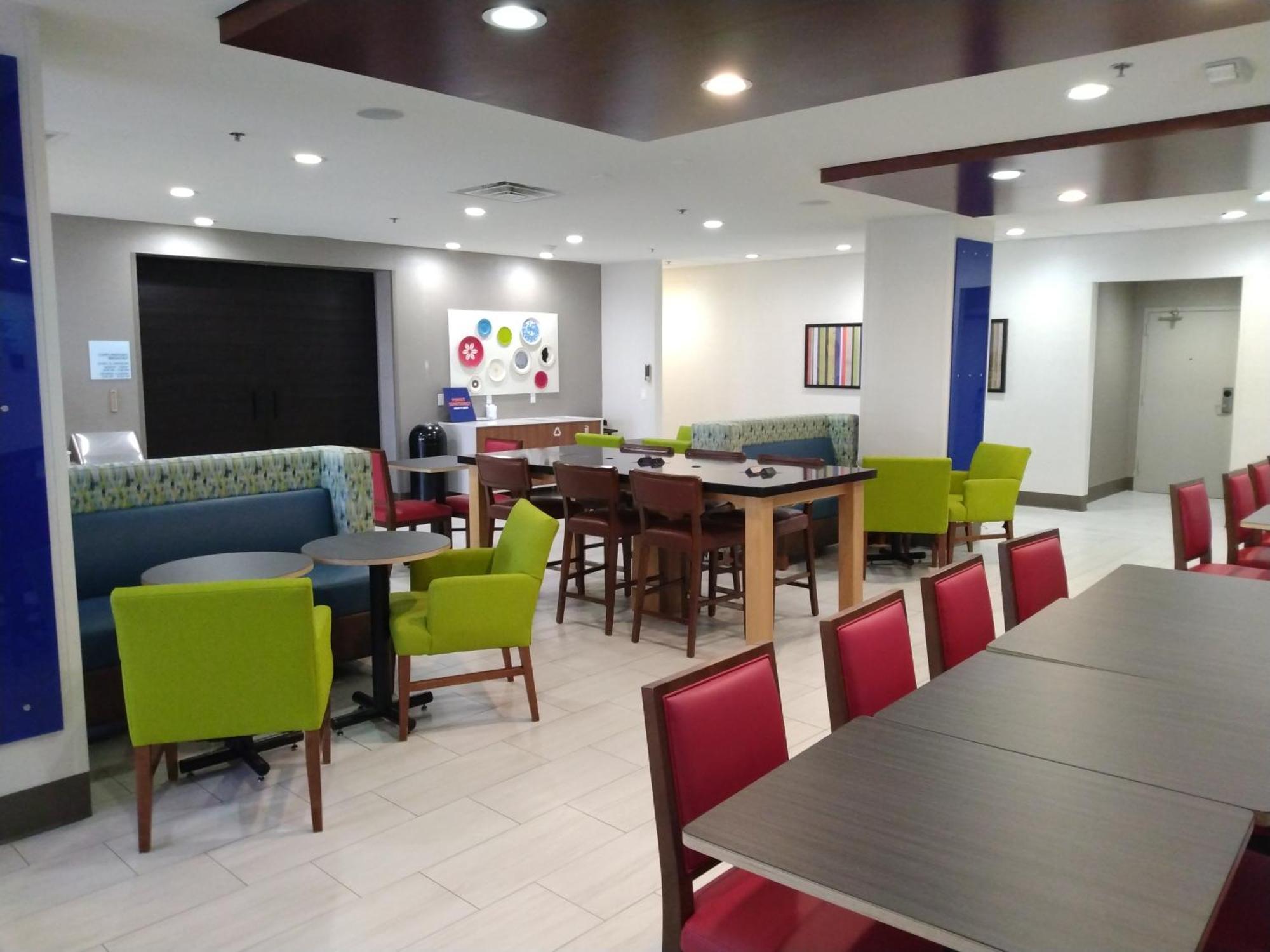 Holiday Inn Express Hotel & Suites Albuquerque Midtown By Ihg Exteriör bild