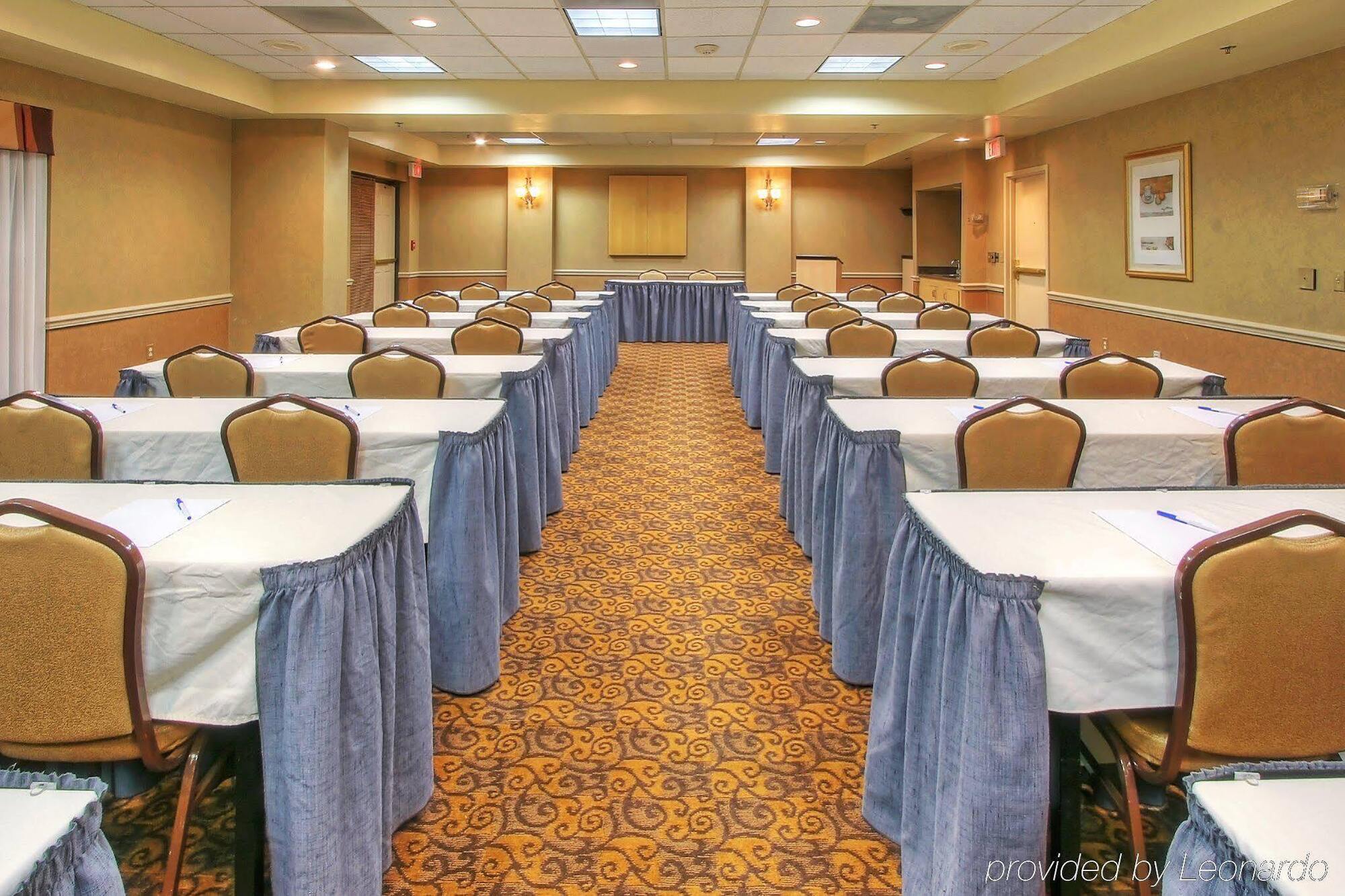 Holiday Inn Express Hotel & Suites Albuquerque Midtown By Ihg Exteriör bild