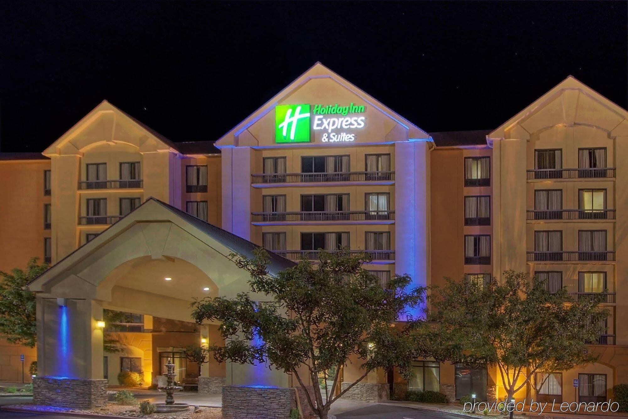 Holiday Inn Express Hotel & Suites Albuquerque Midtown, An Ihg Hotel Exteriör bild