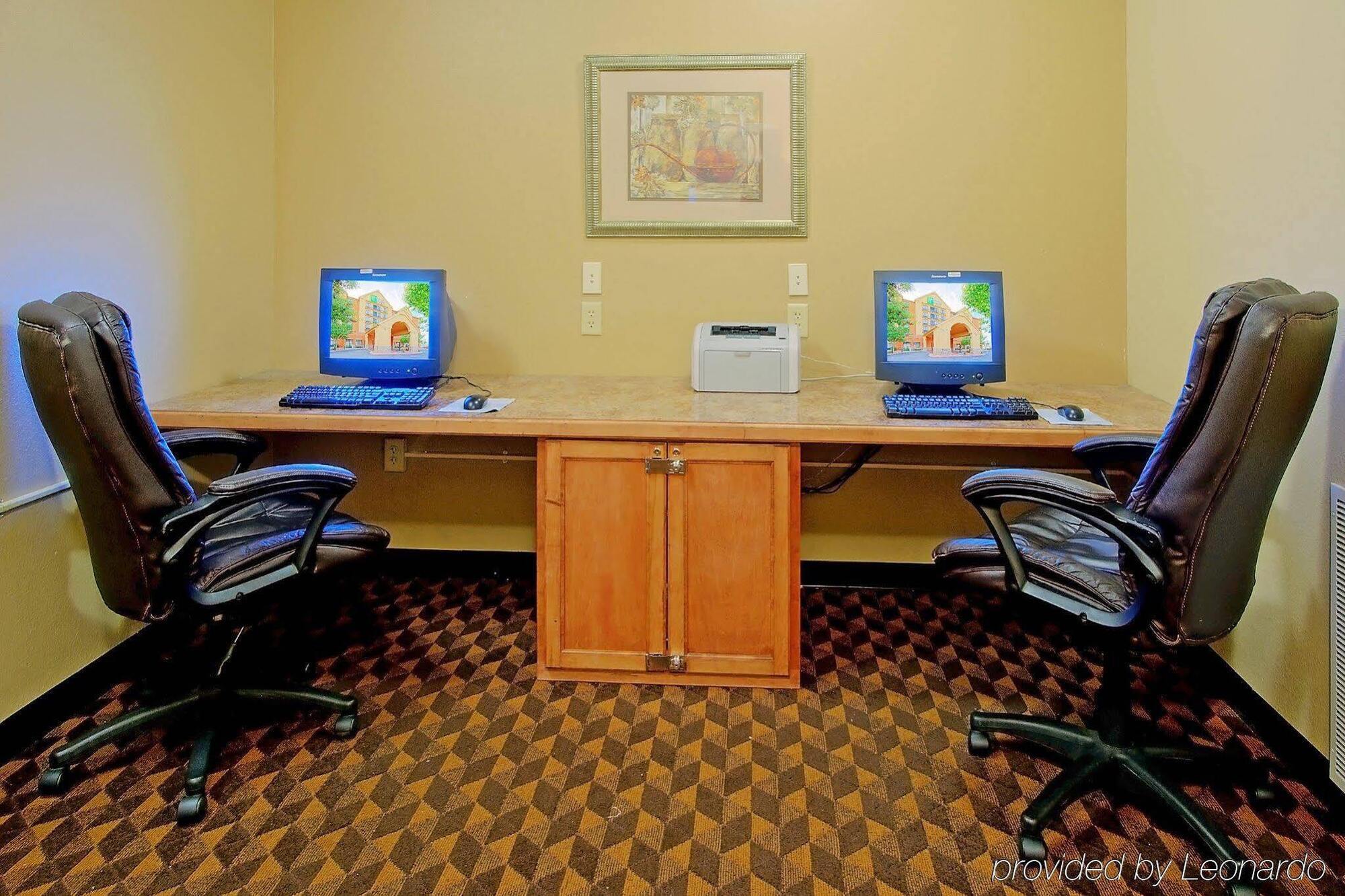 Holiday Inn Express Hotel & Suites Albuquerque Midtown By Ihg Exteriör bild